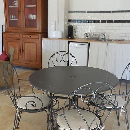 Domaine De Rochegude Villa Avignon Szoba fotó