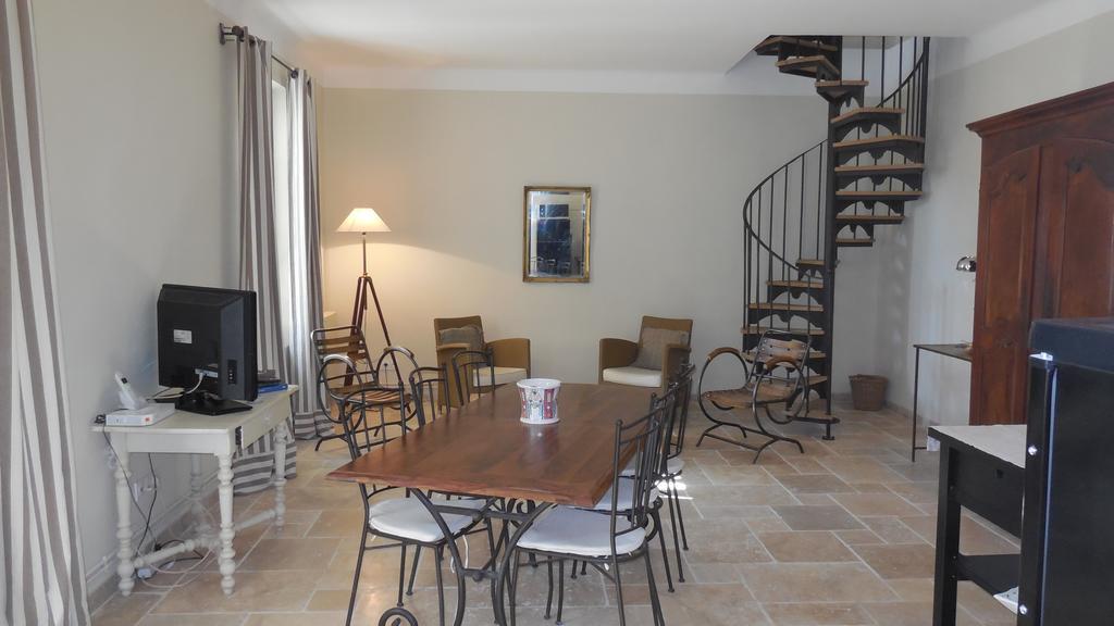 Domaine De Rochegude Villa Avignon Szoba fotó